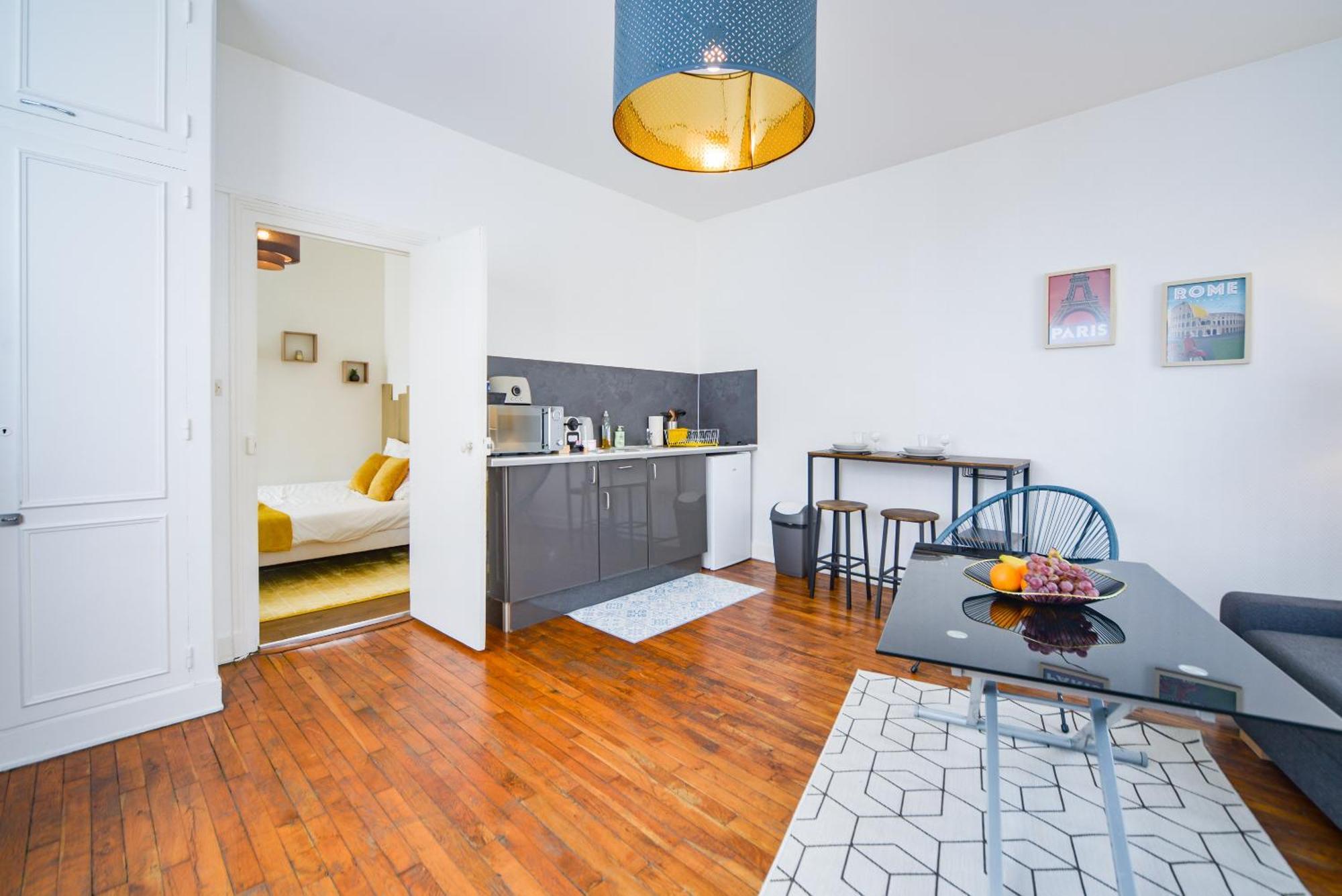 Apartment Le Cocon Des Prebendes - Hypercentre - Netflix